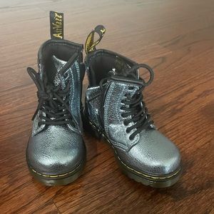 Dr marten toddler boots